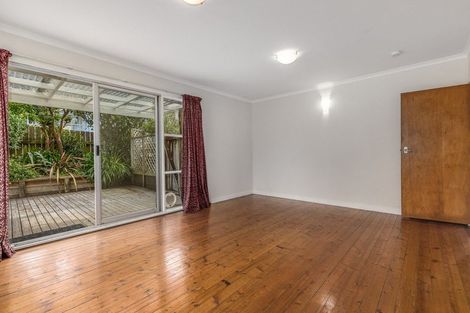 Photo of property in 124 Te Pene Avenue, Titahi Bay, Porirua, 5022