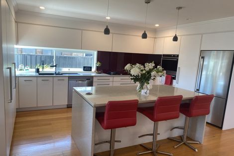 Photo of property in 4 Terrace Avenue, Mount Maunganui, 3116