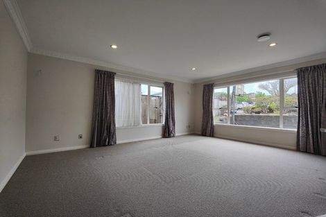 Photo of property in 6 Beggs Way, Flat Bush, Auckland, 2016