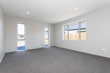 Photo of property in 60 Cameo Grove, Marshland, Christchurch, 8083