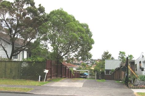 Photo of property in 184 Luckens Road, West Harbour, Auckland, 0618