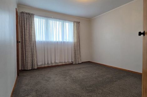 Photo of property in 8a-8b Devon Place, Cannons Creek, Porirua, 5024