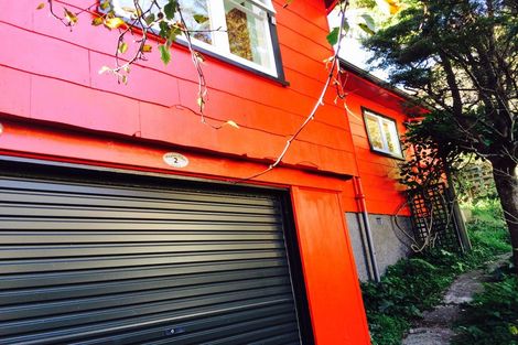 Photo of property in 2a Rangiuru Road, Mahina Bay, Lower Hutt, 5013