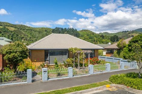 Photo of property in 27 Tasman Street, The Wood, Nelson, 7010