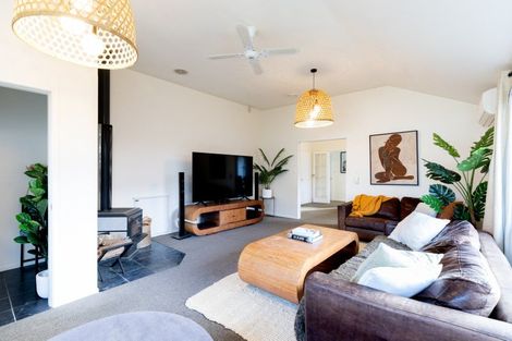 Photo of property in 69 Carlyle Street, Leamington, Cambridge, 3432