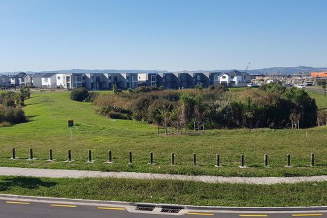 Photo of property in 5 Karokaro Road, Takanini, 2112