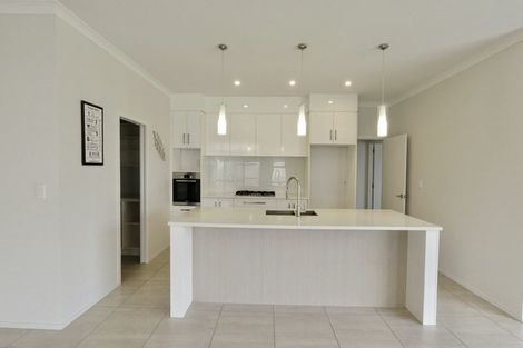 Photo of property in 7 Magellan Rise, Flagstaff, Hamilton, 3210