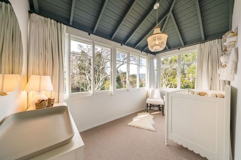 Photo of property in 33 Wairere Road, Belmont, Lower Hutt, 5010