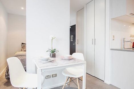 Photo of property in Queen's Residences, 2004/8 Airedale Street, Auckland Central, Auckland, 1010