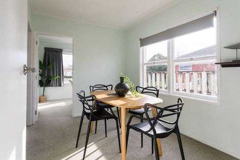 Photo of property in 58 Vardon Road, St Andrews, Hamilton, 3200