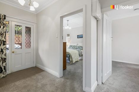 Photo of property in 35 Forfar Street, Clyde Hill, Dunedin, 9011