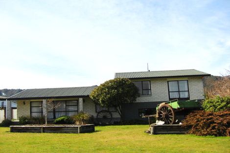 Photo of property in 13 Andersen Street, Reefton, 7830
