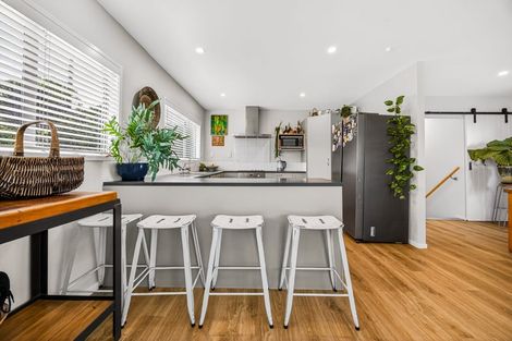 Photo of property in 29 Brigitte View, Snells Beach, 0920