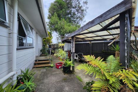 Photo of property in 60 Burundi Avenue, Clendon Park, Auckland, 2103