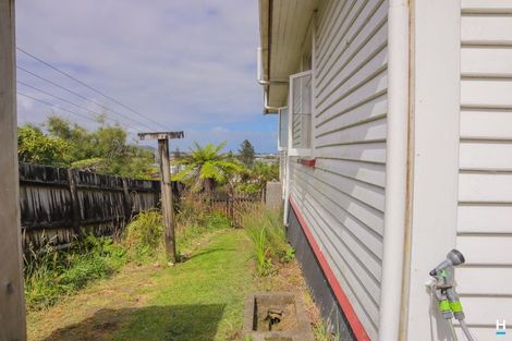 Photo of property in 9 Ashmore Avenue, Cobden, Greymouth, 7802