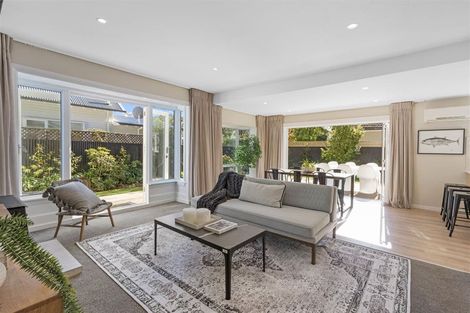 Photo of property in 32 Massey Crescent, St Albans, Christchurch, 8014