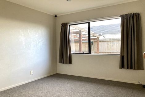 Photo of property in 2c Palomino Drive, Henderson, Auckland, 0612