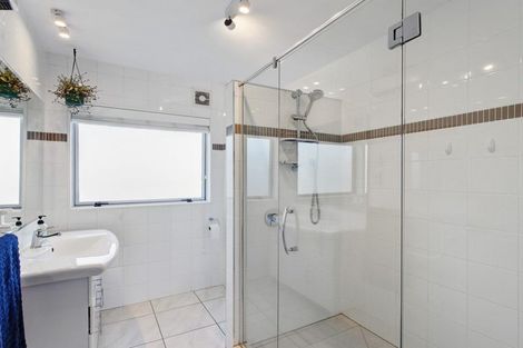 Photo of property in 8/9 Rachel Place, Avonhead, Christchurch, 8042