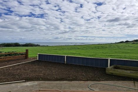 Photo of property in 17 Maui Place, Spotswood, New Plymouth, 4310