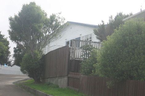 Photo of property in 22 Oakleigh Street, Maungaraki, Lower Hutt, 5010