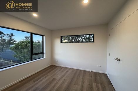 Photo of property in 3d Penfold Place, Henderson, Auckland, 0610