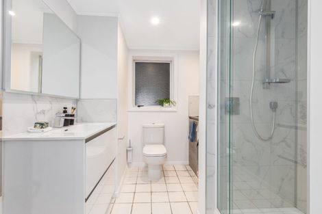 Photo of property in 17 Waru Street, Khandallah, Wellington, 6035