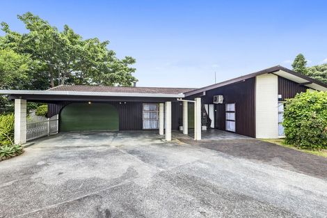 Photo of property in 25 Hazeldene Place, Opaheke, Papakura, 2113