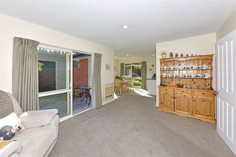 Photo of property in 114 Rothesay Road, Parklands, Christchurch, 8083