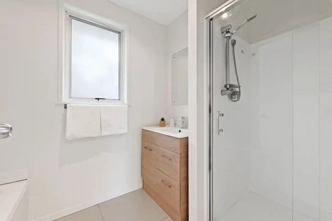 Photo of property in 1 Benmore Place, Manurewa, Auckland, 2102