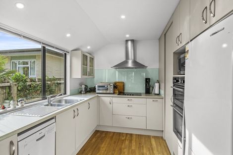 Photo of property in 6b Saint Leonards Square, Sumner, Christchurch, 8081