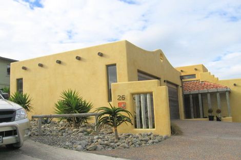 Photo of property in 25 Jordan Street, Island Bay, Wellington, 6023