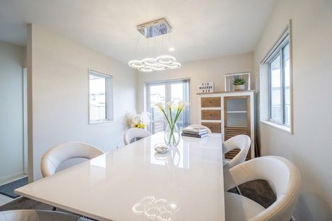 Photo of property in 71 Divide Loop, Takanini, 2112