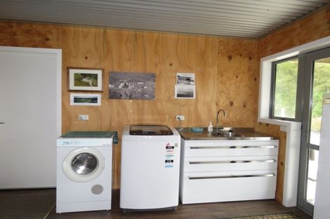 Photo of property in 79a Lighthouse Road, Cape Foulwind, Westport, 7892