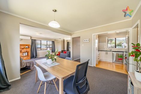 Photo of property in 3 Snell Grove, Clouston Park, Upper Hutt, 5018