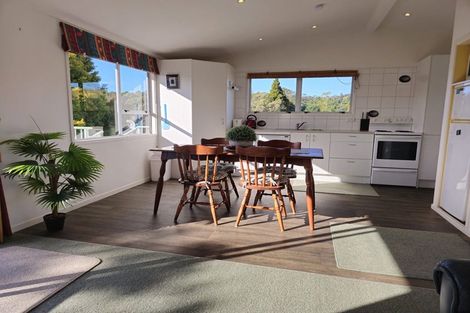 Photo of property in 20 Hardy Place, Cooks Beach, Whitianga, 3591