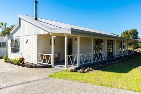 Photo of property in 5 Holiday Crescent, Mangawhai Heads, Mangawhai, 0505