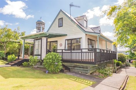 Photo of property in 4 Bastia Avenue, Bastia Hill, Whanganui, 4500