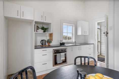 Photo of property in 28 Leslie Avenue, Sandringham, Auckland, 1025