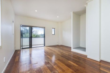 Photo of property in 5/191 Sunnynook Road, Wairau Valley, Auckland, 0627