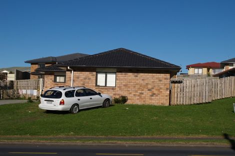 Photo of property in 566 Massey Road, Mangere, Auckland, 2022