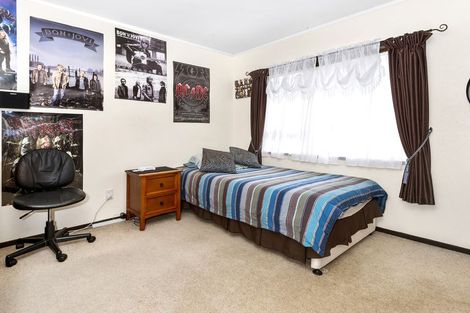 Photo of property in 25 Hazeldene Place, Opaheke, Papakura, 2113