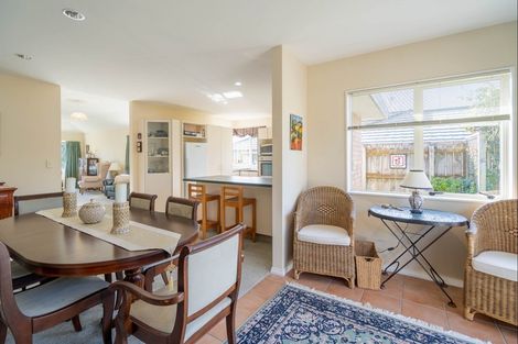 Photo of property in 22 Barrett Drive, Waikanae Beach, Waikanae, 5036