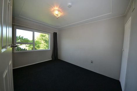 Photo of property in 16 Nutsey Avenue, Northcote, Auckland, 0627