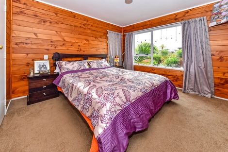 Photo of property in 119 Carnoustie Drive, Wattle Downs, Auckland, 2103