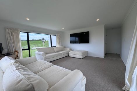 Photo of property in 61 Kimber Street, Halcombe, Feilding, 4779