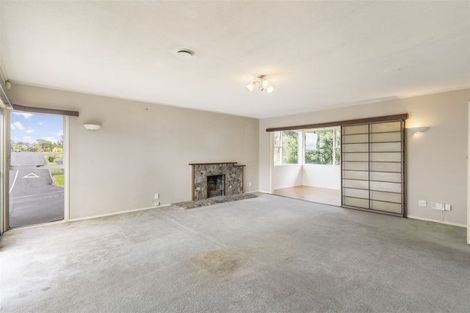 Photo of property in 10 Larne Avenue, Pakuranga Heights, Auckland, 2010