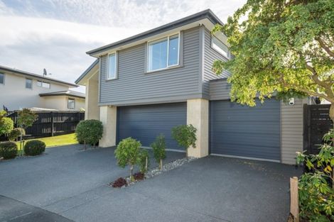 Photo of property in 48 Titirangi Crescent, Parklands, Christchurch, 8083