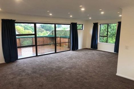 Photo of property in 21 Tennis Court Road, Raumati South, Paraparaumu, 5032