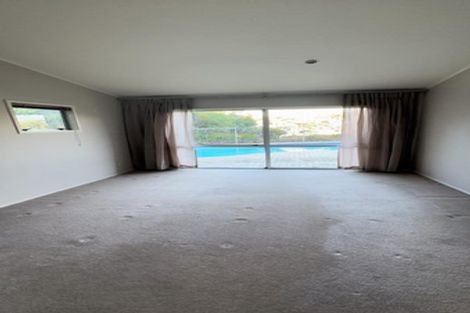 Photo of property in 29 Glenelg Road, Red Beach, 0932