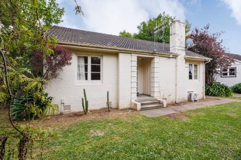 Photo of property in 9 Anderson Street, Hokowhitu, Palmerston North, 4410